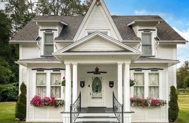 B&B Hillhouse