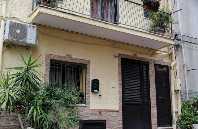 B & B JOLLY HOUSE BOLOGNETTA