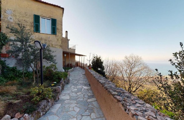 B&B La Canonica - Svegliarsi a Verezzi