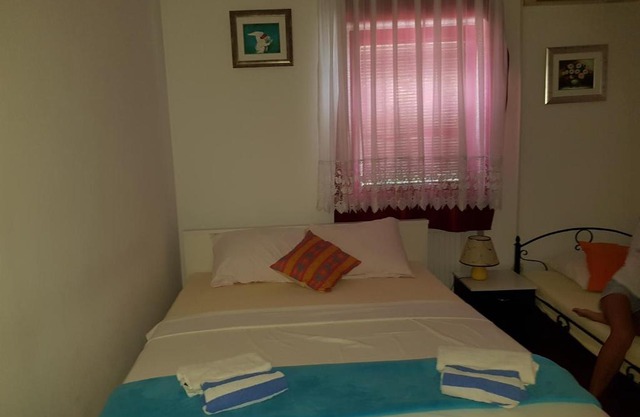 B&B Laguna