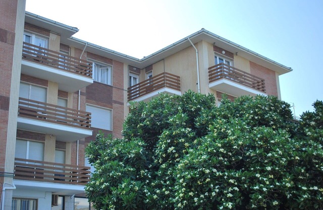 Angenehme Wohnung für 4 Leute mit Klimaanlage, W-LAN, TV, Balkon, Panoramablick und Parkplatz