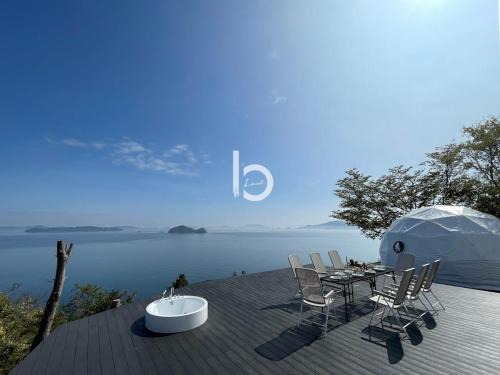 b local Umitosora - 2 BR Villa with Breathtaking Ocean View for 10 Ppl