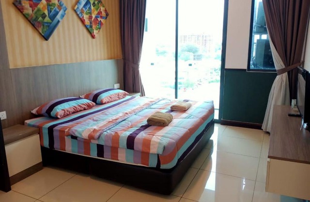 B- Private D'wharf Room