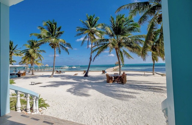 B1 (am Strand mit Pool), Veranda, Kajaks, Fahrräder & mehr! 🇧🇿