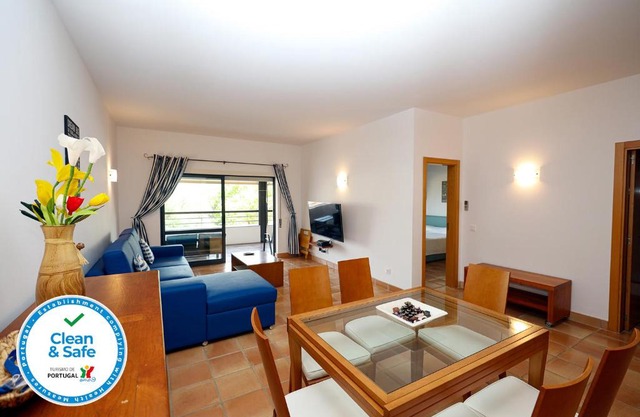 B39 - Marina Hill Apartment