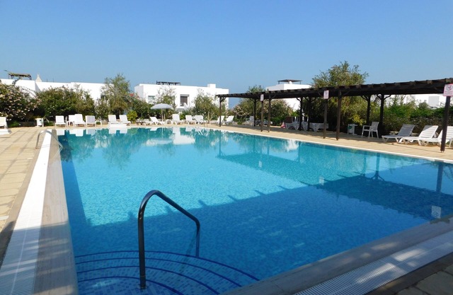 B7-2 Joya Cyprus Sunflower Garden Apartment, Kucuk Erenköy, Crystal Bay Marina