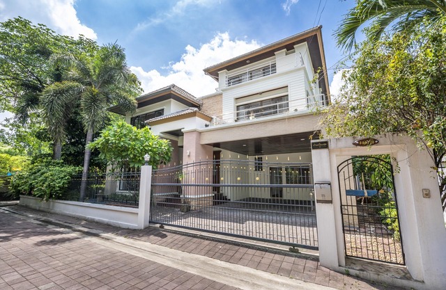 Baan Pieam Suk Villa 4BR Privathaus in Hua Mak