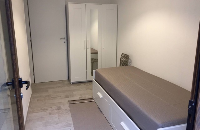 BABY HOUSE - Zweizimmerwohnung mit separatem Innenhof / Wohnung mit privatem Bereich IUN P5263