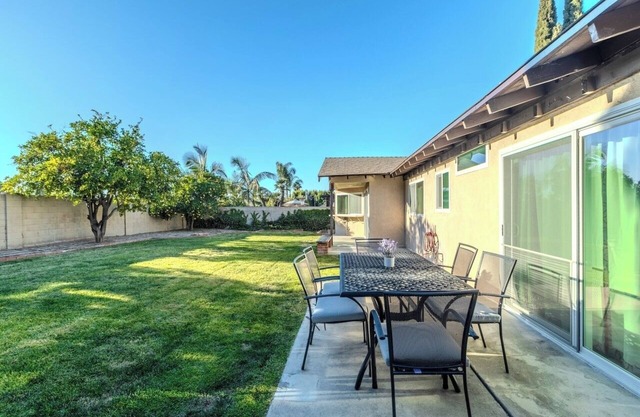 Wundersch��nes Familienhaus in Orange County mit zentraler Klimaanlage, Billardtisch, Garten und BBQ