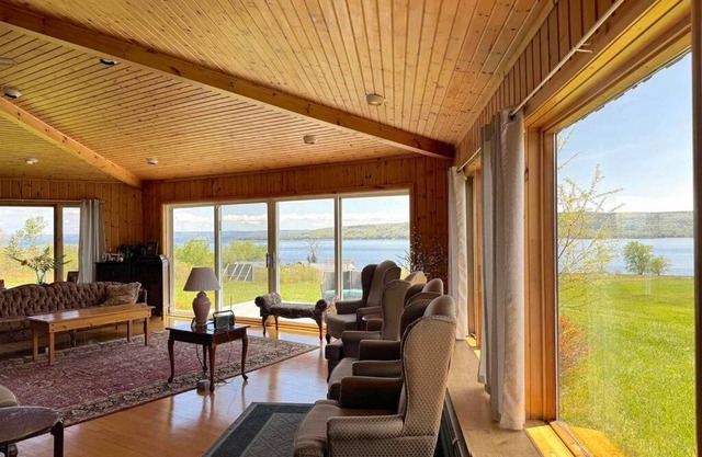 Baddeck Inn