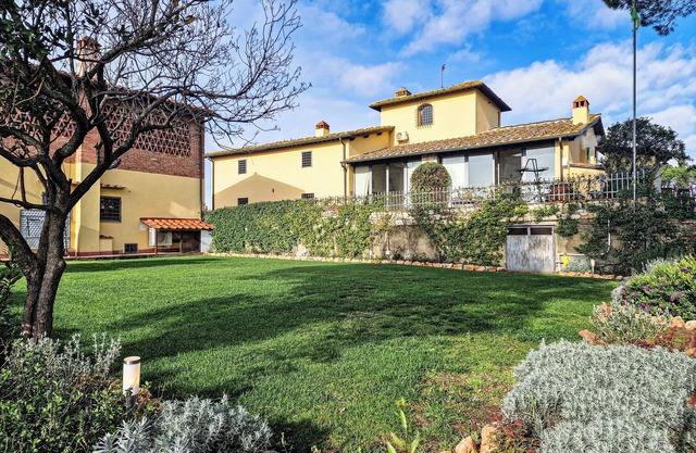 Exclusive Villa in Florence, Tuscany -Terrace with World-Class Panoramic Views
