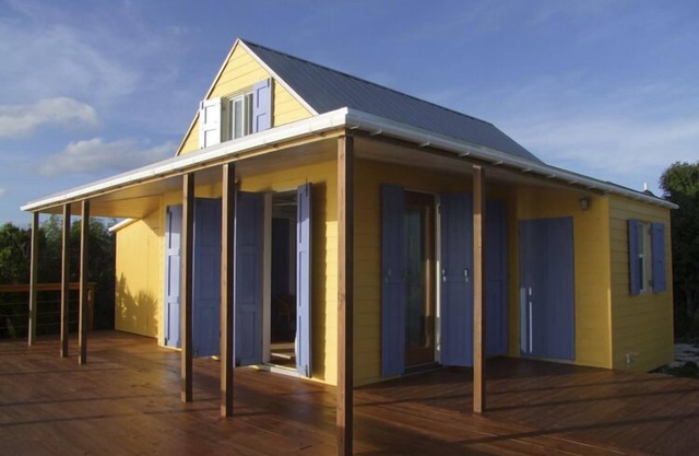 Bahamas Sea Cliff Cottage