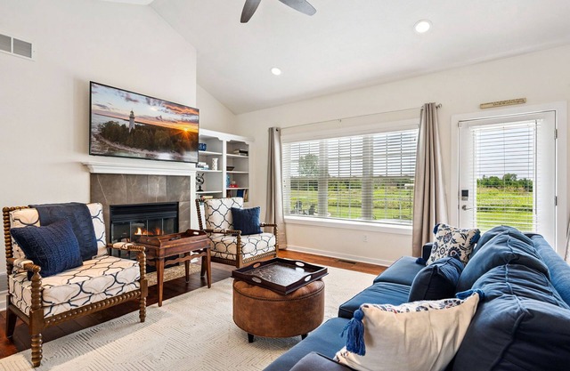 Baileys Harbor Haven | Fire Pit Dogs OK 5Acres