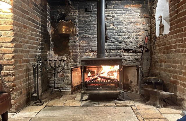 Bailiff’s Cottage, Circa 1600 cosy, charactful & Pet friendly