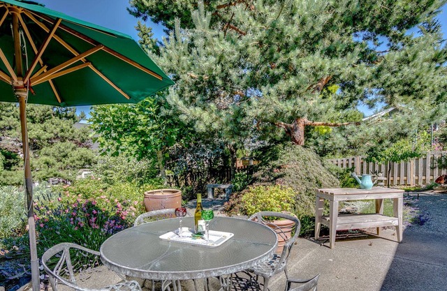 Bainbridge Island - Paare Rückzug. Privater Eingang, zu Fuß zum Dorf, Hafen