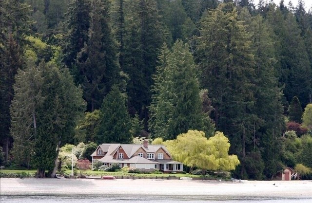 Bainbridge Island (Puget Sound): No-Bank am Wasser Sandy Beach