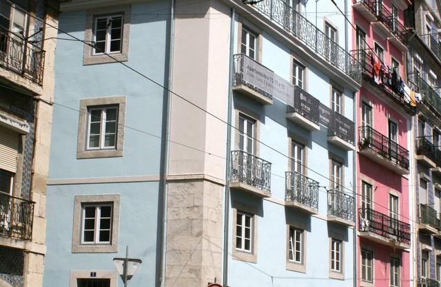 BAIRRO ALTO / BICA - Wohnung mit Klimaanlage und Aufzug. Bis zu 3 Personen + Baby