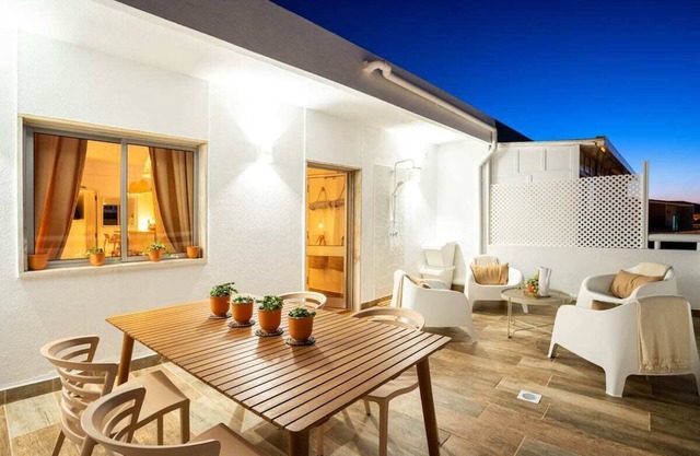 Baixa de Faro Rooftop in the historic center of Faro (Pets welcome)