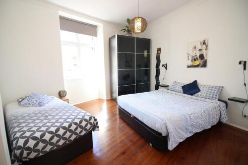 Baixa Sunny apartment with a View!
