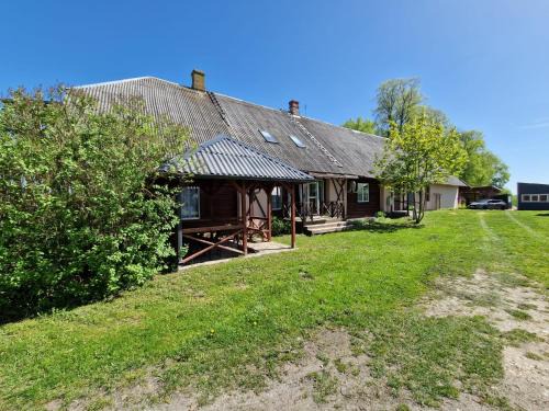 Bajāri - Viesu Māja