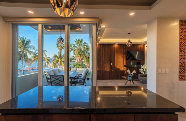 Baja Mar Apartments