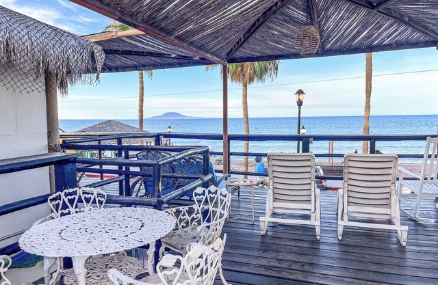 BAJA MIA SUITES AND TOURS