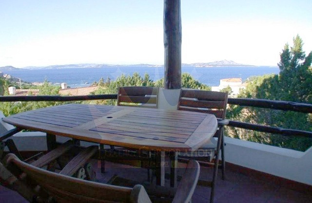 VILLA AUF ZWEI STOCKEN MEERBLICK, PRIVATPARKPLATZ, ZWEI SCHRITTE VOM STRAND