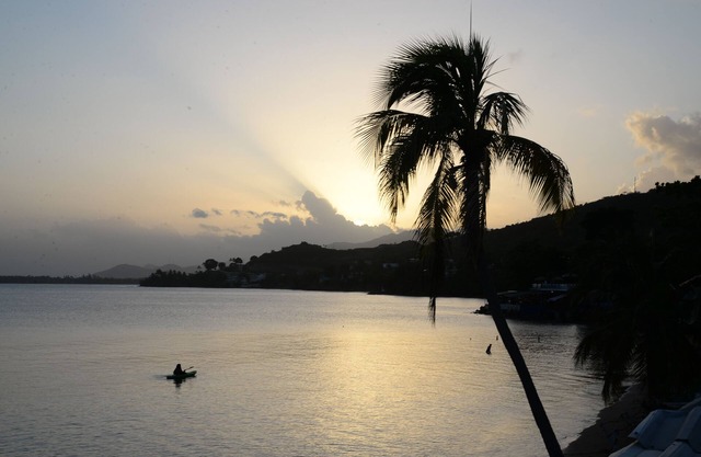BAJOS MARINA BEACH HOUSE; Enjoy Sunsets on the Coast of the Caribbean Sea