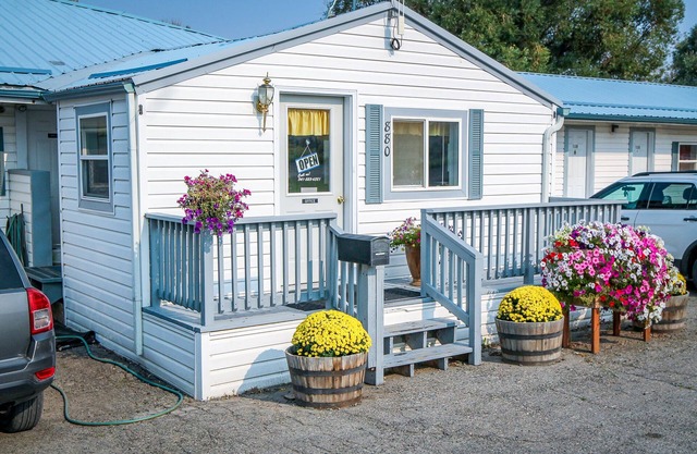 Baker City Motel & RV Park