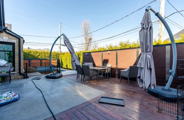 "Ballon town "very luxury house with Pool, family friendly, great for events.