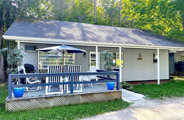 "Balmoral" Cottage