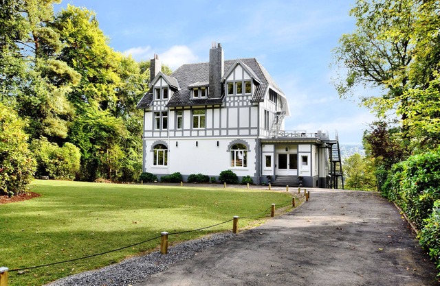 Luxuriöses Ferienhaus in Balmoral mit Whirlpool