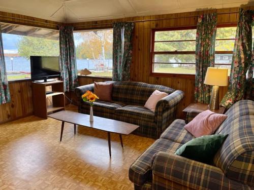 Balsam Lake - 2-Bedroom Cottage #2