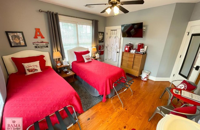 Bama Bed and Breakfast - Sweet Home Alabama Suite