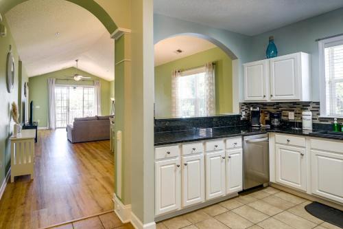 Barefoot Resort Condo with Pools and Balcony!