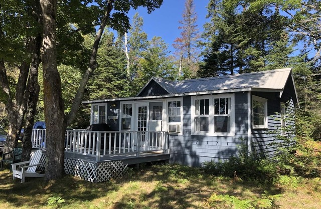 Barge Bay - Home with 400 Feet of Sand Beach Steps Away!
