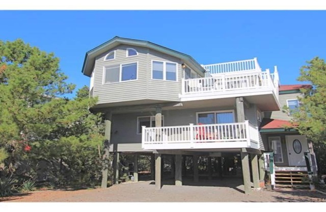 Barnegat Light (Long Beach Island, New Jersey) Neu renoviertes Oceanside-Haus