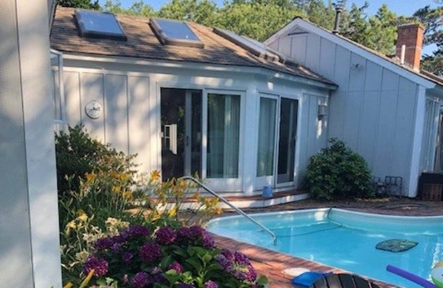 Barnstable Beachfront Beauty, Heated Pool: 070-Ba