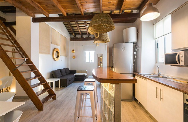 Baron Suites Ruzafa - Loft Céntrico