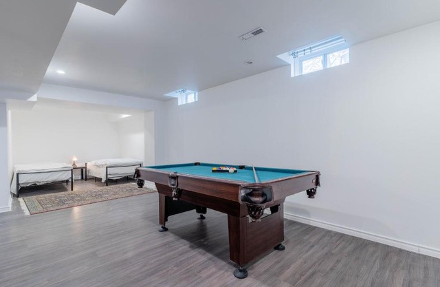 Barrie downtown home rental