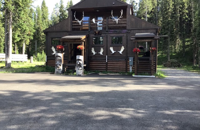 Base Camp to Yellowstone and the Beartooth Pass