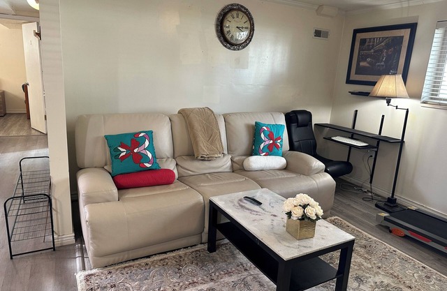 Charming 2-bedroom basement in Clearfield with WiFi and AC