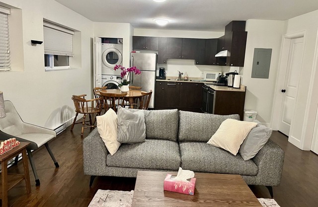 Basement 2bedroom 1bath unitnFully furnished with functional kitchen