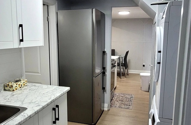 Basement for 2 in Brampton