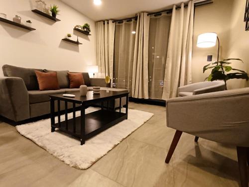 Basento Deluxe Apartment with parking pool gym padel