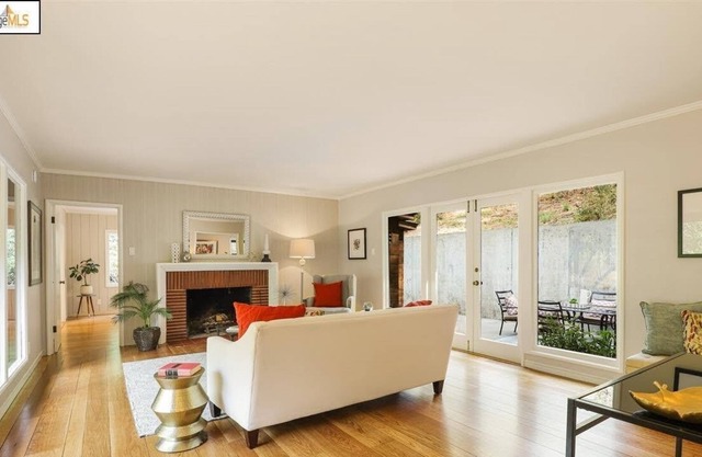 Basic mid century living in a serene setting