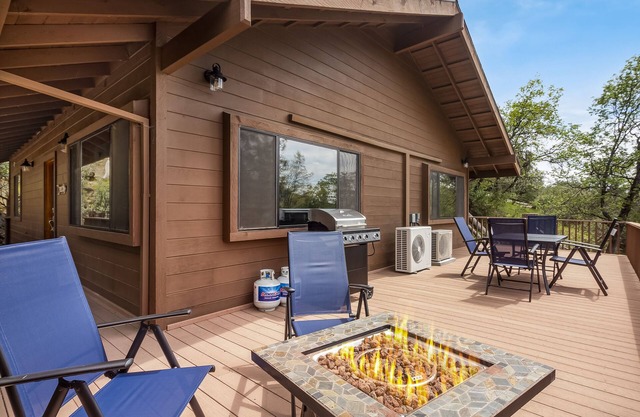 Bass Lake House|Boat Slip|BBQ| Fire Pit |3/2
