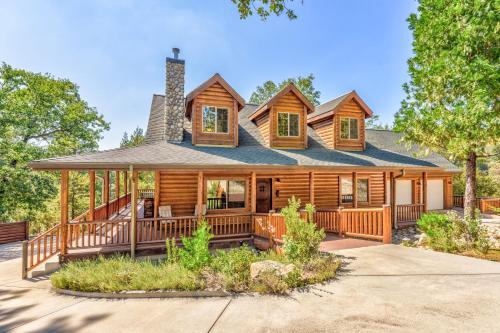 Bass Lake Log Home - Dog Friendly