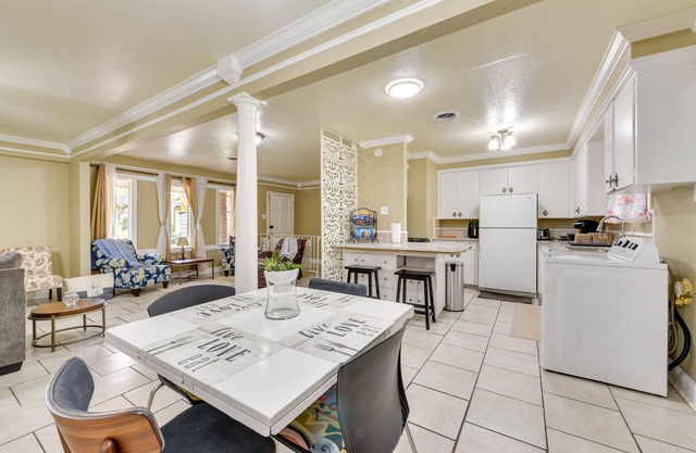 Baton Rouge Vacation Rental w/ Yard: 10 Mi to LSU!