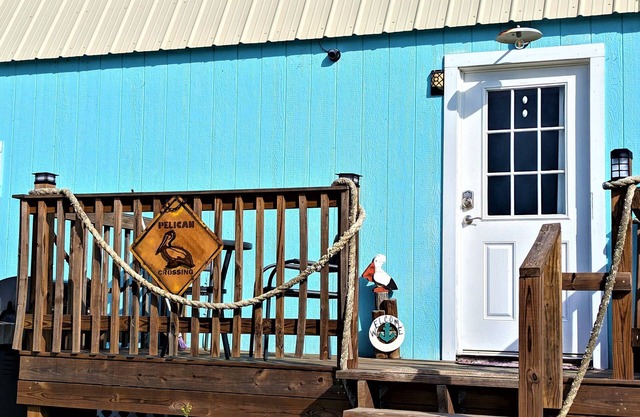 Bay Area Barndominium - Community boat ramp!
